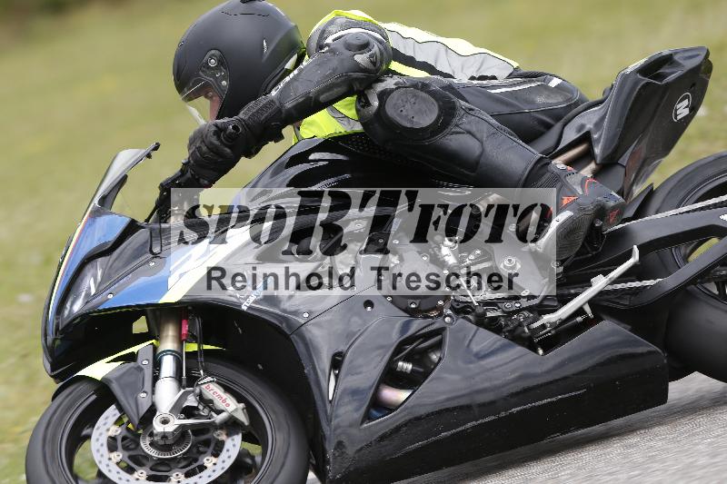 Archiv-2025/22 06.06.2025 DISCOVER the BIKE ADR/Race 3 rot/70